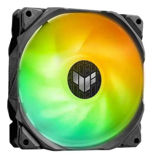Gros plan sur un des trois ventilateurs du refroidisseur de CPU de diamètre 120 mm avec éclairage multicolore ARVB
