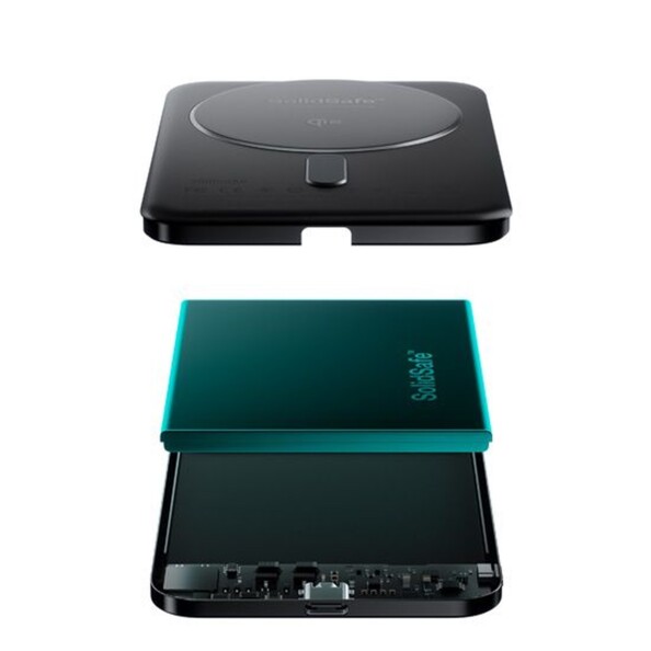 Vue explosée de la batterie externe avec capot magnétique Qi, batterie lithium-polymère intégrée estampillée SolidSafe et capot inférieur avec port USB-C femelle