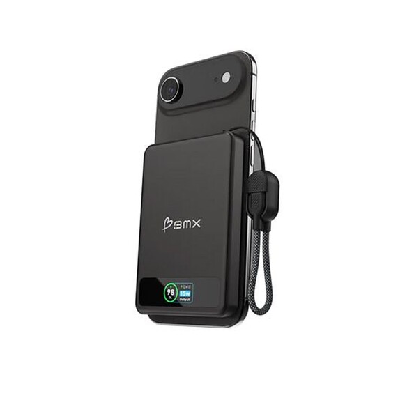 Smartphone Android coloris noir avec powerbank magnétique Solid State BMX de la même couleur fixée au dos avec écran LCD couleur et câble USB-C intégré