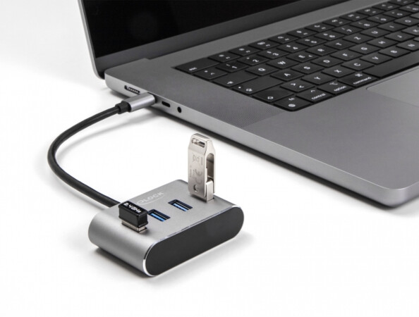 Hub de 4 ports USB-A 5 Gbps avec connecteur USB-C