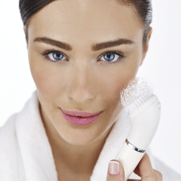 Épilateur visage et brosse nettoyante 2-en-1 Face 810