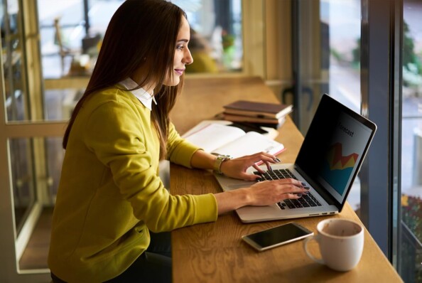 Filtre de confidentialité Bright Screen pour PC portable 13,3"/16:10 - Sans bord