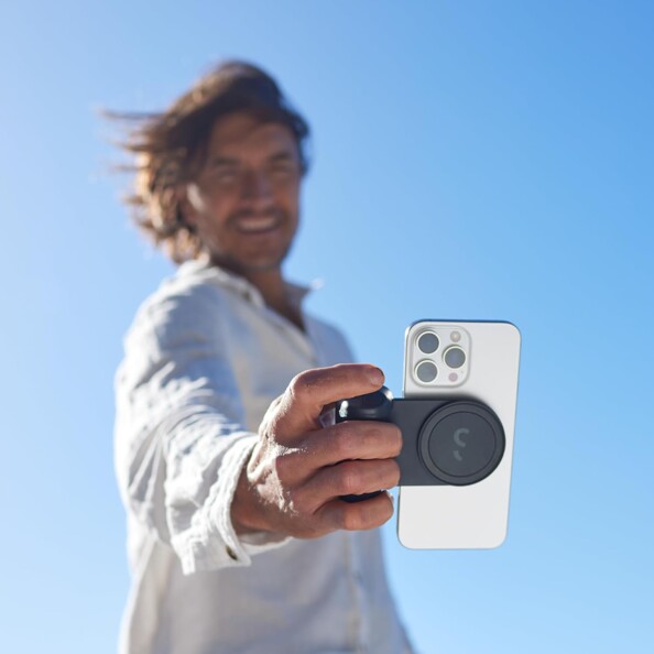 Poignée photo et batterie magnétique pour smartphone SnapGrip Pro