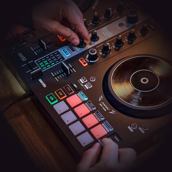 Table de mixage DJControl Inpulse 300 MK2