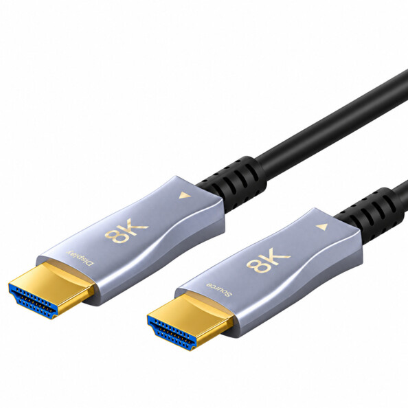 Câble HDMI optique hybride noir de 50 m à connecteurs argentés marqués 8K Display et Source
