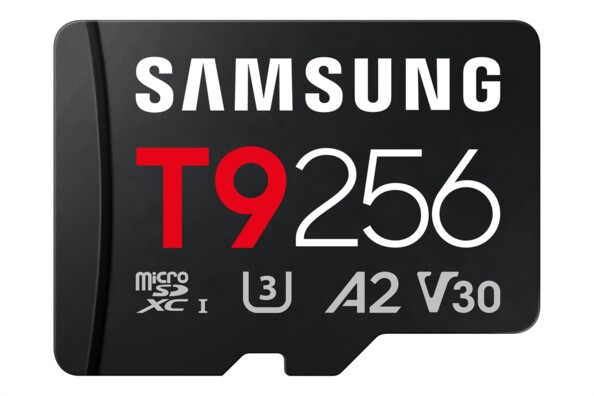 Carte MicroSD Samsung T9 avec lecteur de carte - 256 Go
