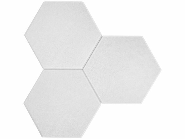 3 panneaux acoustiques autocollants hexagonaux collés cote à cote
