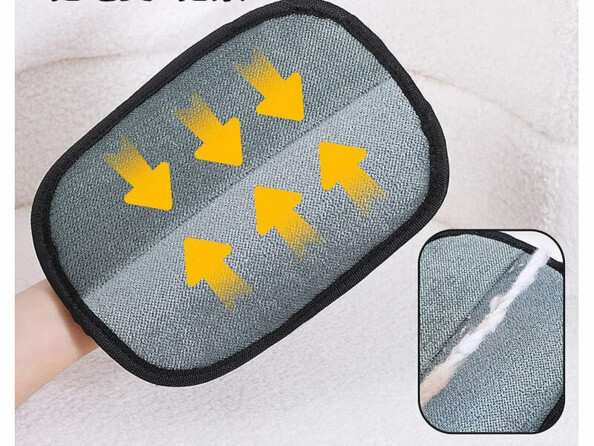 Gants anti-poils d'animaux chiens & chats vus de dessous avec vignette poils collectés