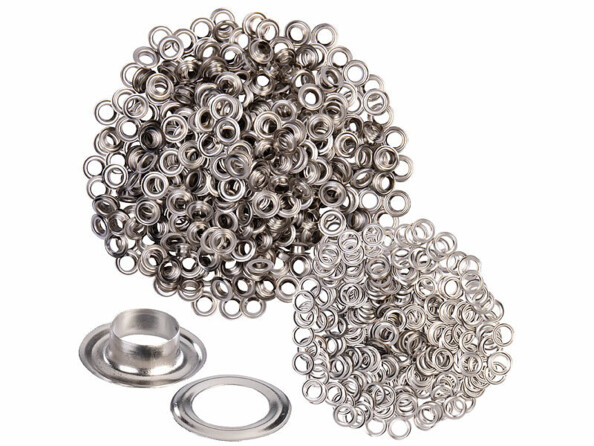 600 oeillets en acier inoxydable vus de dessus