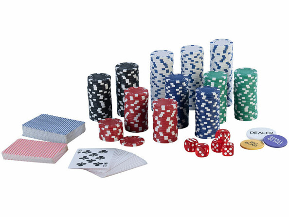 300 jetons de poker et 2 jeux cartes avec dés
