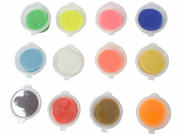 pots de pâte à modler