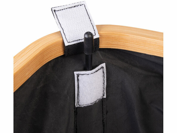 Panier à linge 150 L visuel zoomé sur barre de montage avec scratch