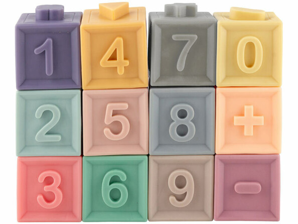 12 cubes de construction 1er âge