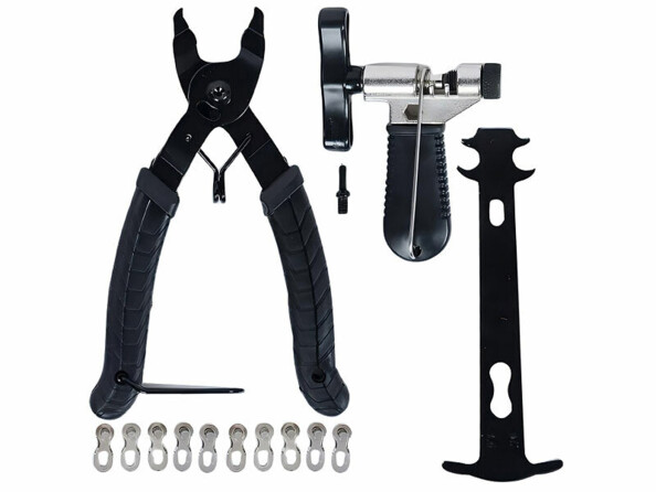 Kit de réparation pour chaîne de vélo avec attaches rapides, pince et dérive chaîne vus de face