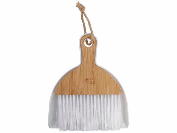 Pelle et balayette avec manche en bambou