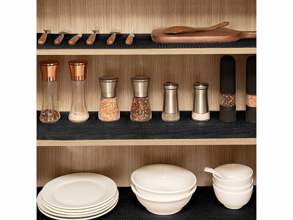 Tapis de protection pour étagère 30 x 150 cm coloris noir