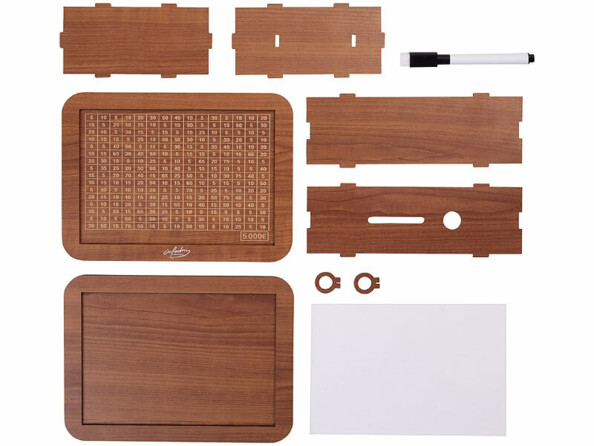 Tirelire à cocher en bois