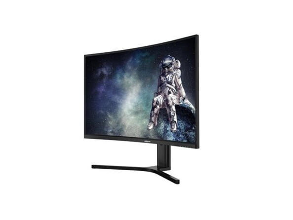 Ecran incurvé DAHUA E330C 32" spécial gaming vu de biais avec écran d'accueil affiché montrant un astronaute assis sur la lune