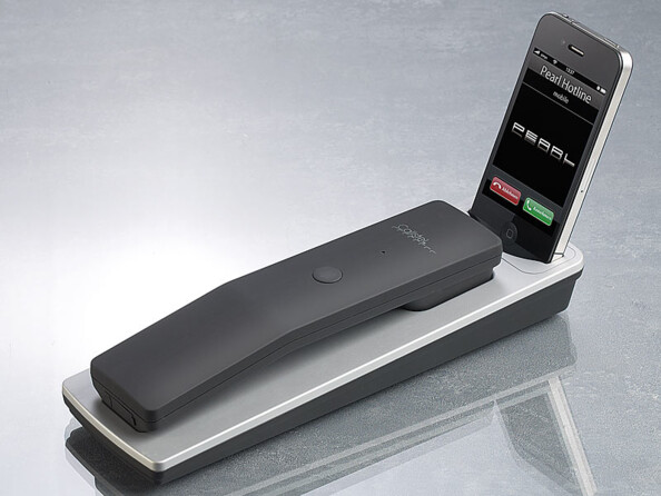 Station d'accueil pour iPhone 3/3GS, 4 et 4S avec combiné bluetooth