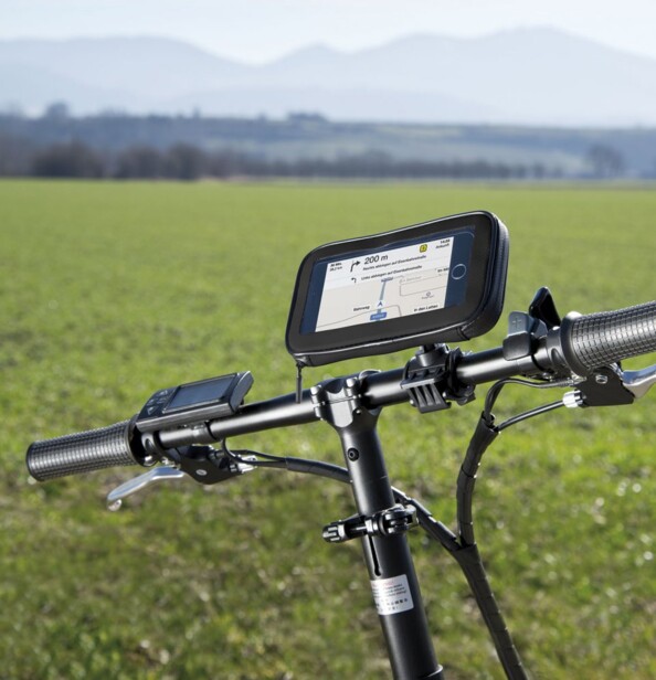 Housse étanche avec support guidon pour appareils 5 à 6''