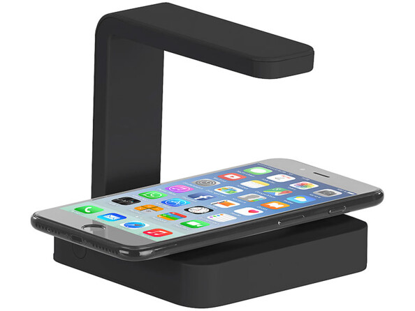 Rechargez votre smartphone par induction et désinfecter l'écran grâce au rayonnement de la lampe UVC.