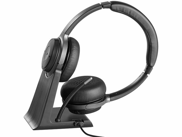 Micro-casque stéréo OHS-280 avec station de chargement et rangement spécial pour le microphone amovible.