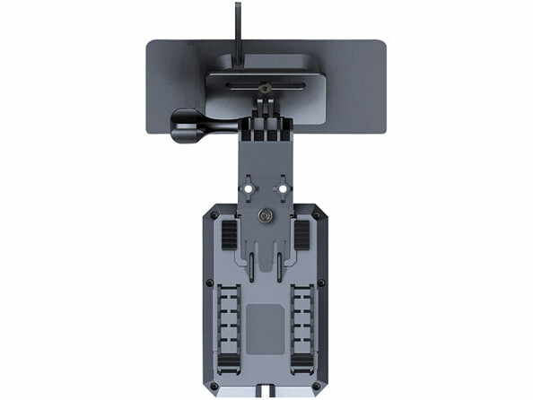 Vue arrière de la caméra de chasse solaire VisorTech avec molette de serrage, antenne et rails de fixation pour sangle