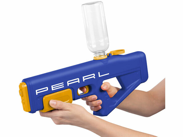Pistolet à eau électrique tenu en main