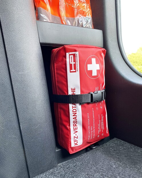 Trousse de secours pour véhicules de la marque PEARL