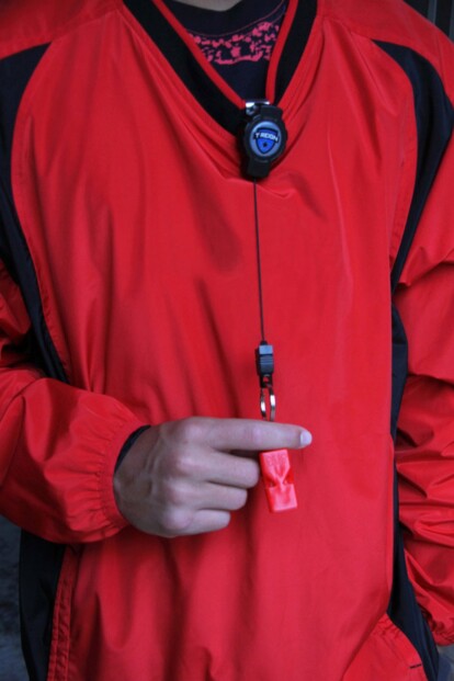 Mousqueton avec câble rétractable et sifflet FOX40