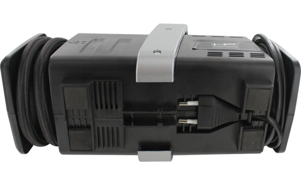 Compresseur à air 12V / 230V HP Autozubehör.Pression jusqu'à 7 bars