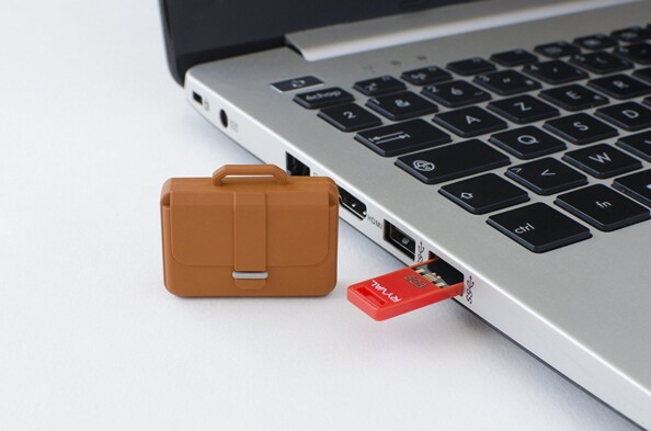 Ryval clé USB sacoche camel - 8 Go