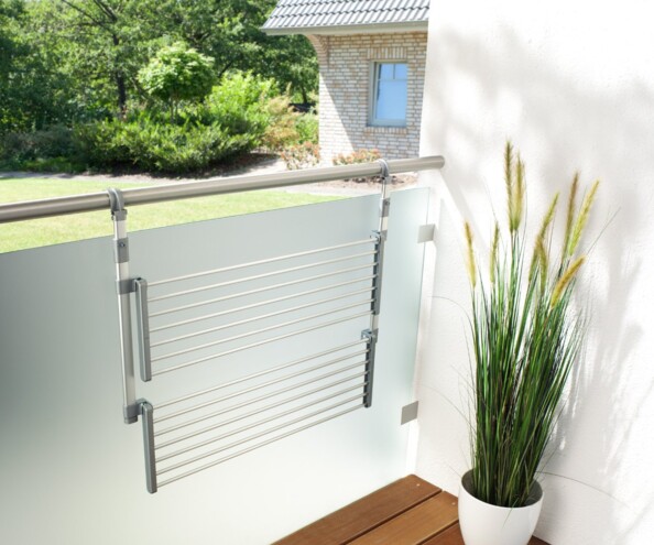etendoir a linge pliable avec crochets pour rambarde de balcon