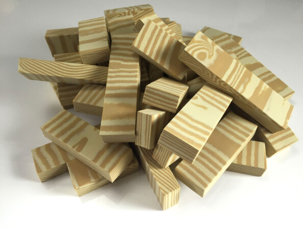 Jeu de construction avec 168 cubes en mousse