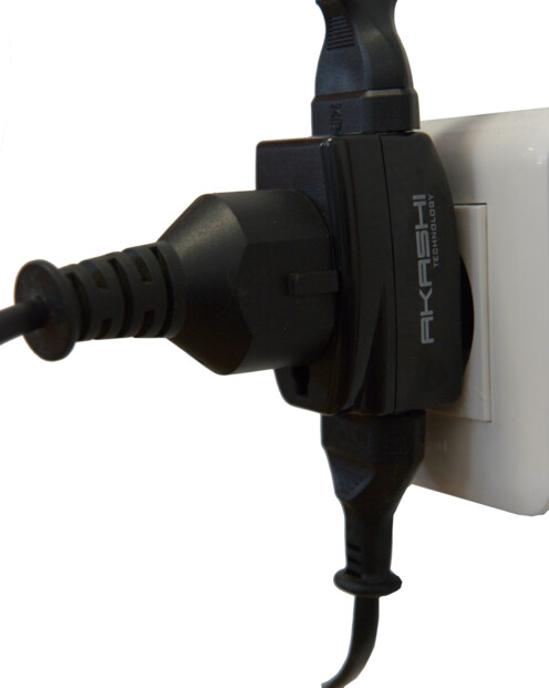 Multiprise universelle compacte 3 prises