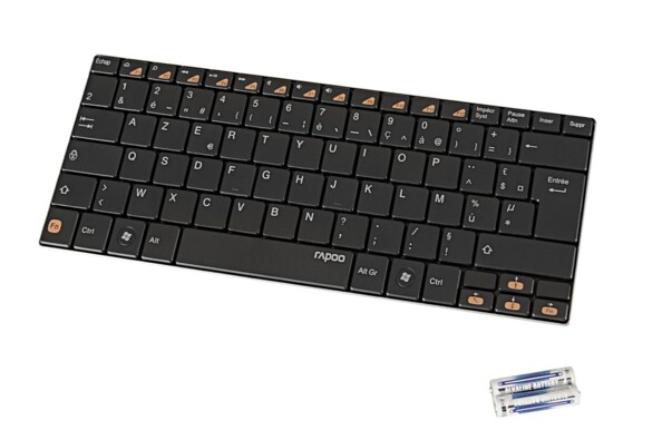 Clavier ultra plat avec bluetooth pour iOS / Android et Windows