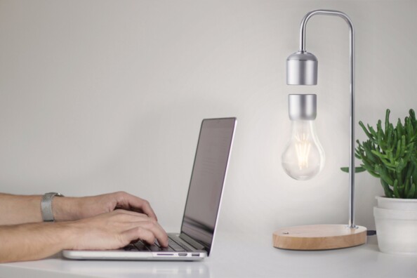 Lampe ampoule à LED en lévitation NoFall