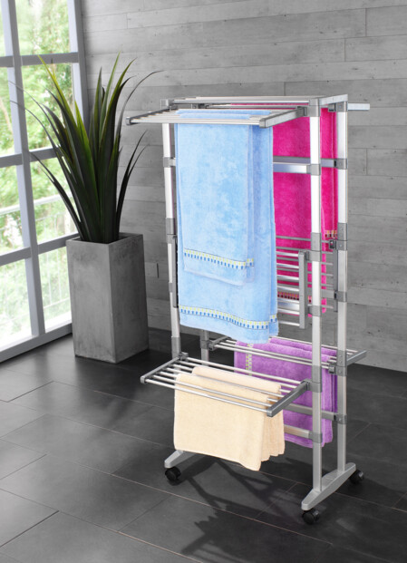 Séchoir-tour pliable avec roulettes