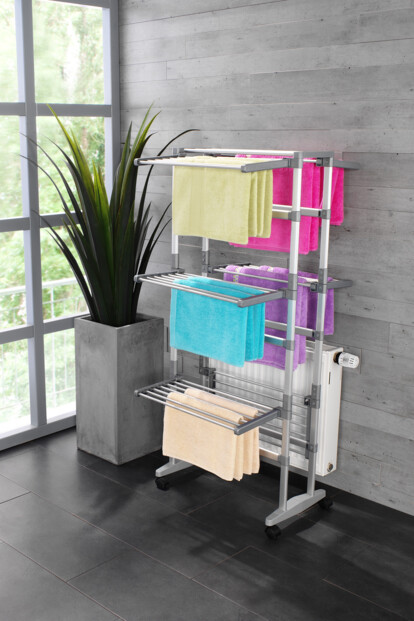 Séchoir-tour pliable avec roulettes