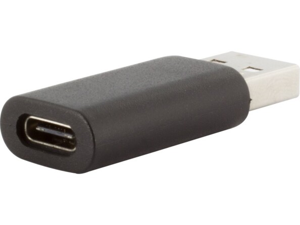 Vue arrière sur le port USB-C femelle de l'adaptateur USB-C vers USB-A mâle Novodio