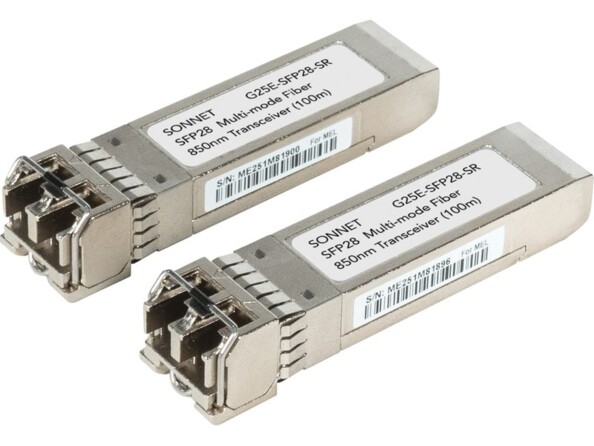 Deux émetteurs-récepteurs SFP28 25GBASE-SR