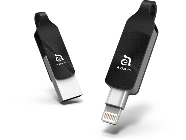 Clé USB double face avec fiche Lightning et fiche USB-A Adam Elements coloris noir avec boucle pour anneau porte-clés