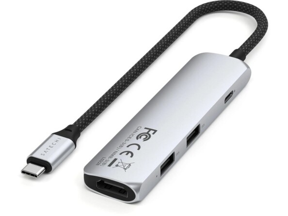 Vue du dessous du dock USB-C 4 ports Satechi avec spécifications techniques