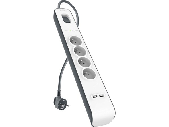 Multiprise parafoudre 4 prises avec 2 ports USB de la marque Belkin