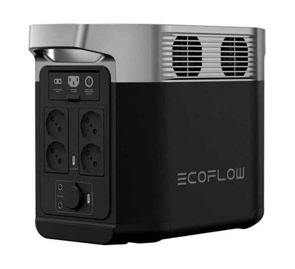 Station d'énergie EcoFlow avec quatre prises secteur Schuko et entrées de charge solaire