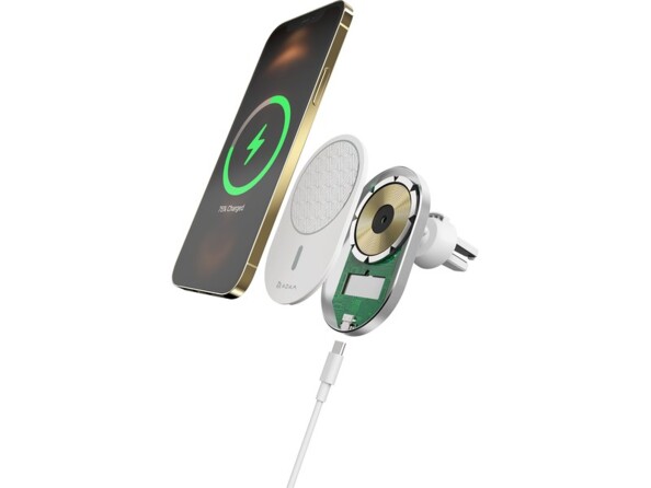 Vue explosée de l'intérieur du chargeur voiture compatible MagSafe pour iPhone avec base électronique avec circuit imprimé, câble USB-C et pince de fixation, surface de chargement à induction Qi et téléphone avec écran de chargement affiché