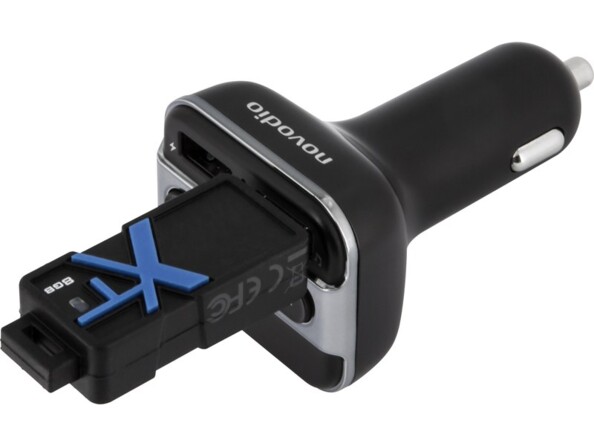 Transmetteur FM avec lecteur de clé USB