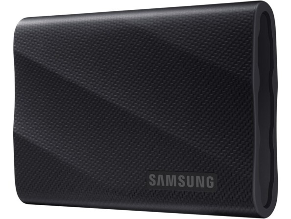Vue de biais côté droit du SSD compact et antichoc Samsung T9