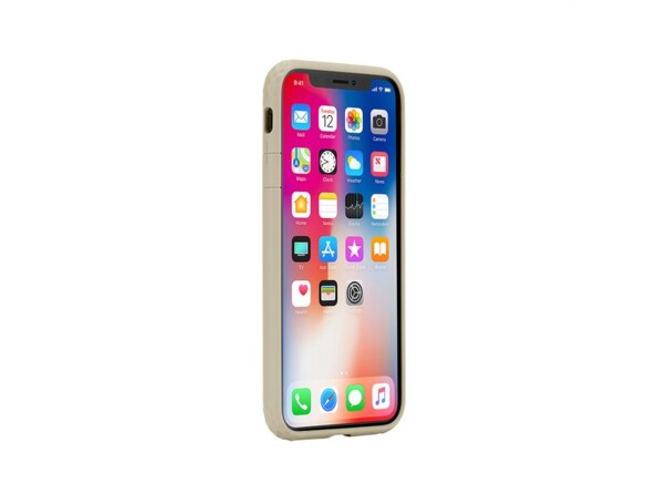 Côté droit avec boutons protégés d'un smartphone Apple avec coque bumper