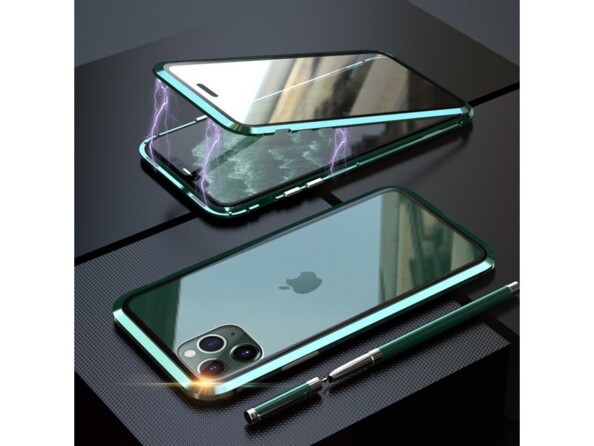 Mise en situation de la fixation aimantée de la coque en deux parties face avant et arrière pour iphone